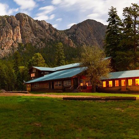 Corkins Lodge Chama Екстер'єр фото
