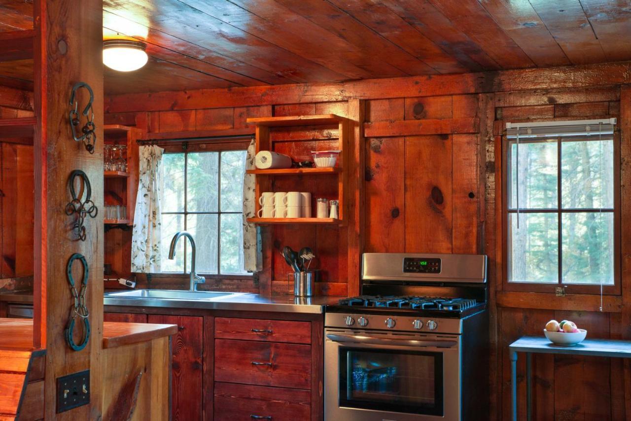 Corkins Lodge Chama Екстер'єр фото