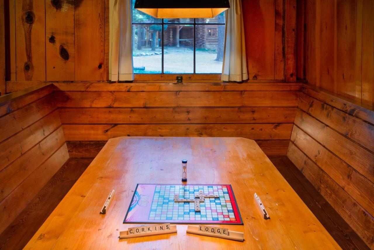 Corkins Lodge Chama Екстер'єр фото