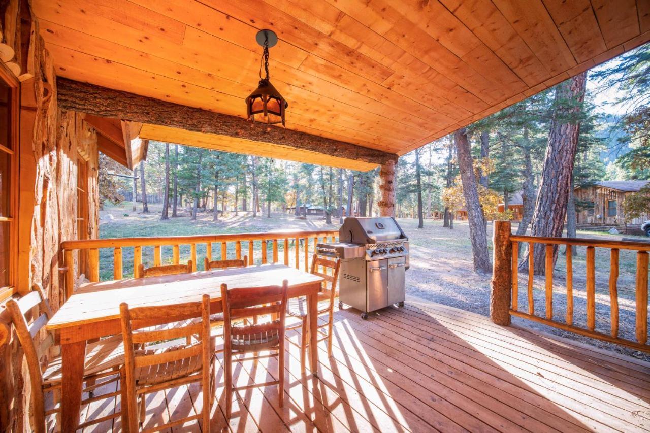 Corkins Lodge Chama Екстер'єр фото