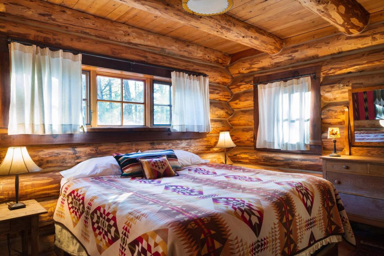 Corkins Lodge Chama Екстер'єр фото